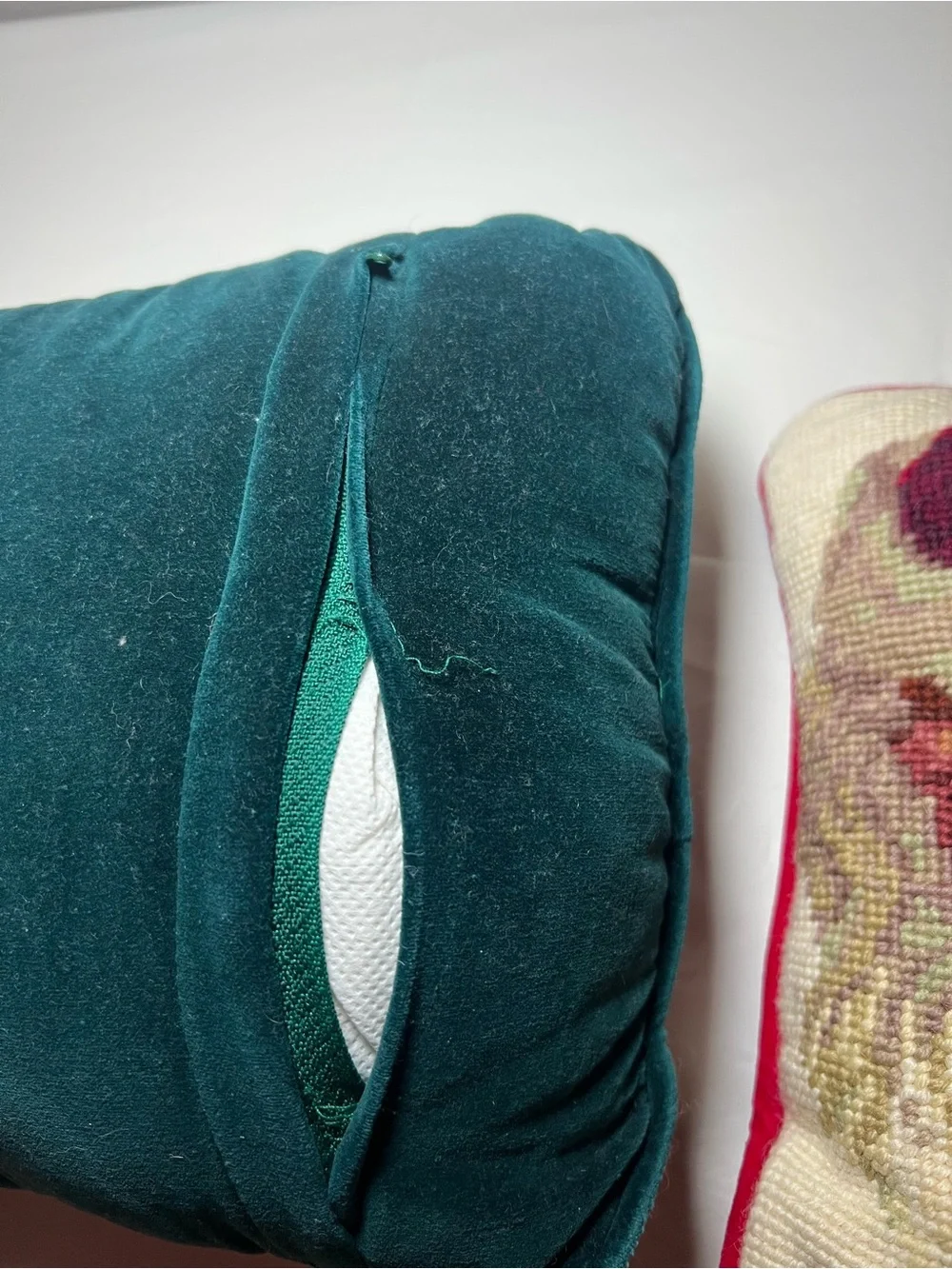 VTG Christmas Needlepoint Throw Pillows Lot